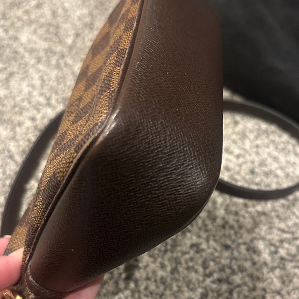 Louis Vuitton Damier Ebene - Picture 5 of 14